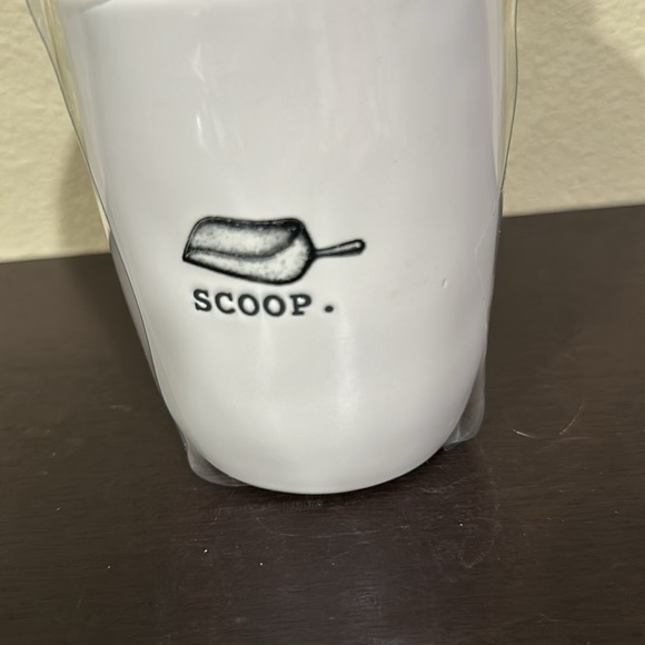 NWT Rae Dunn Scoop ceramic canister with lid - Picture 2 of 6